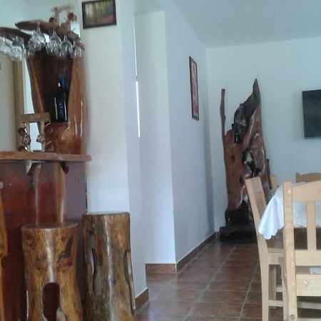 Hotel Pensiunea Casa Vanatorului Oteleni Zewnętrze zdjęcie