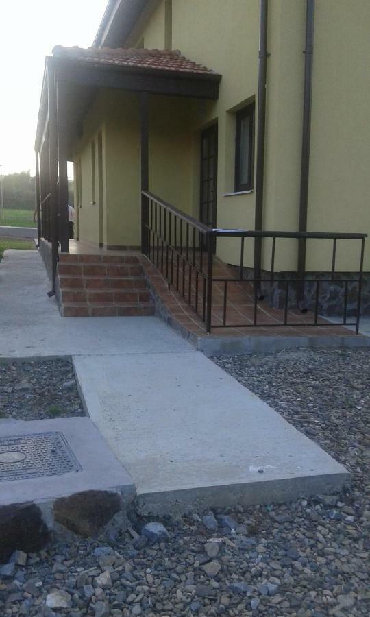 Hotel Pensiunea Casa Vanatorului Oteleni Zewnętrze zdjęcie